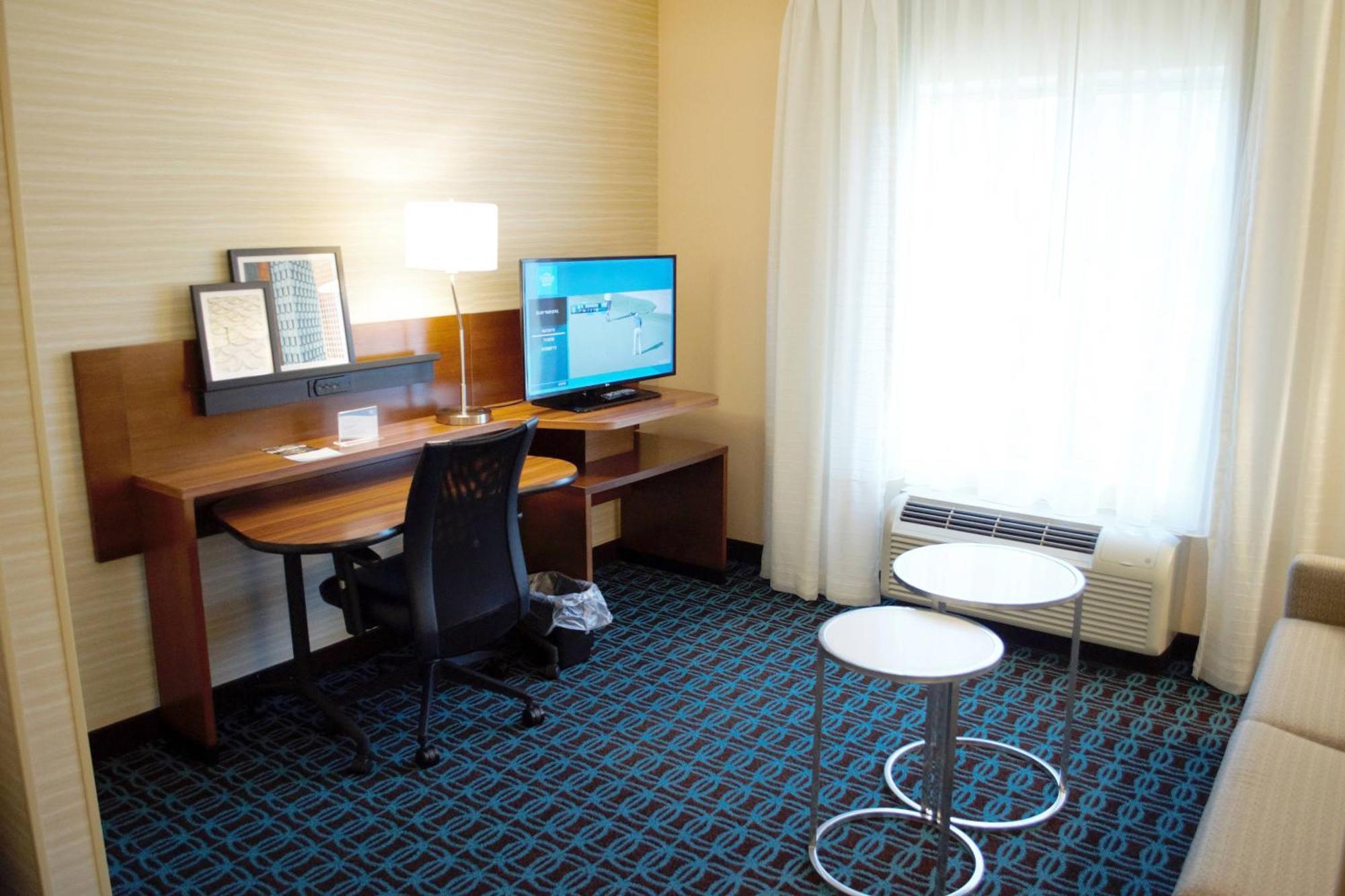 Fairfield Inn & Suites By Marriott Stroudsburg Bartonsville/Poconos Zewnętrze zdjęcie