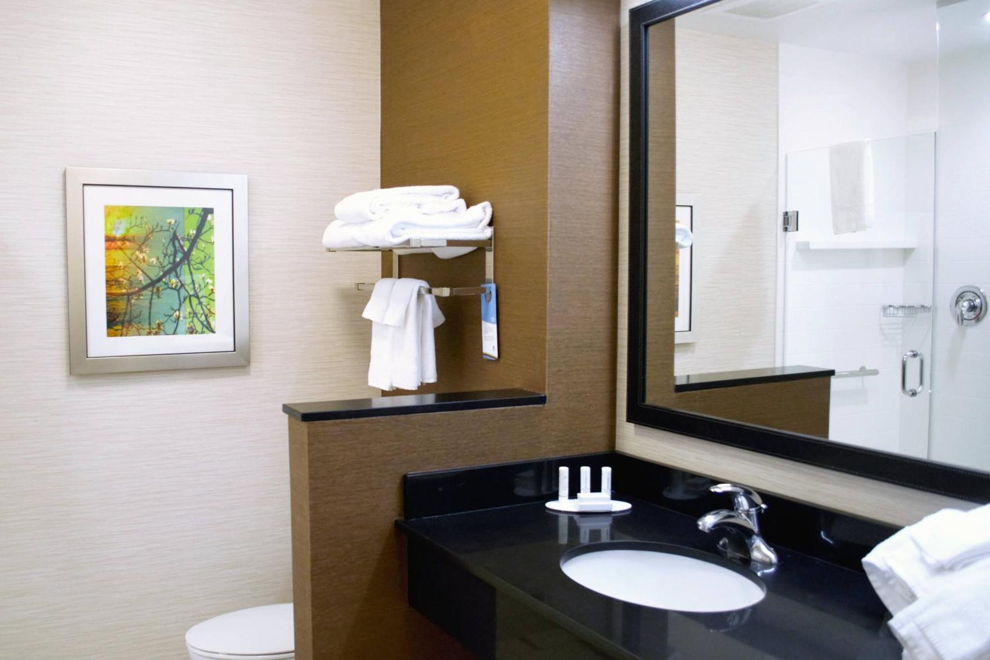 Fairfield Inn & Suites By Marriott Stroudsburg Bartonsville/Poconos Zewnętrze zdjęcie
