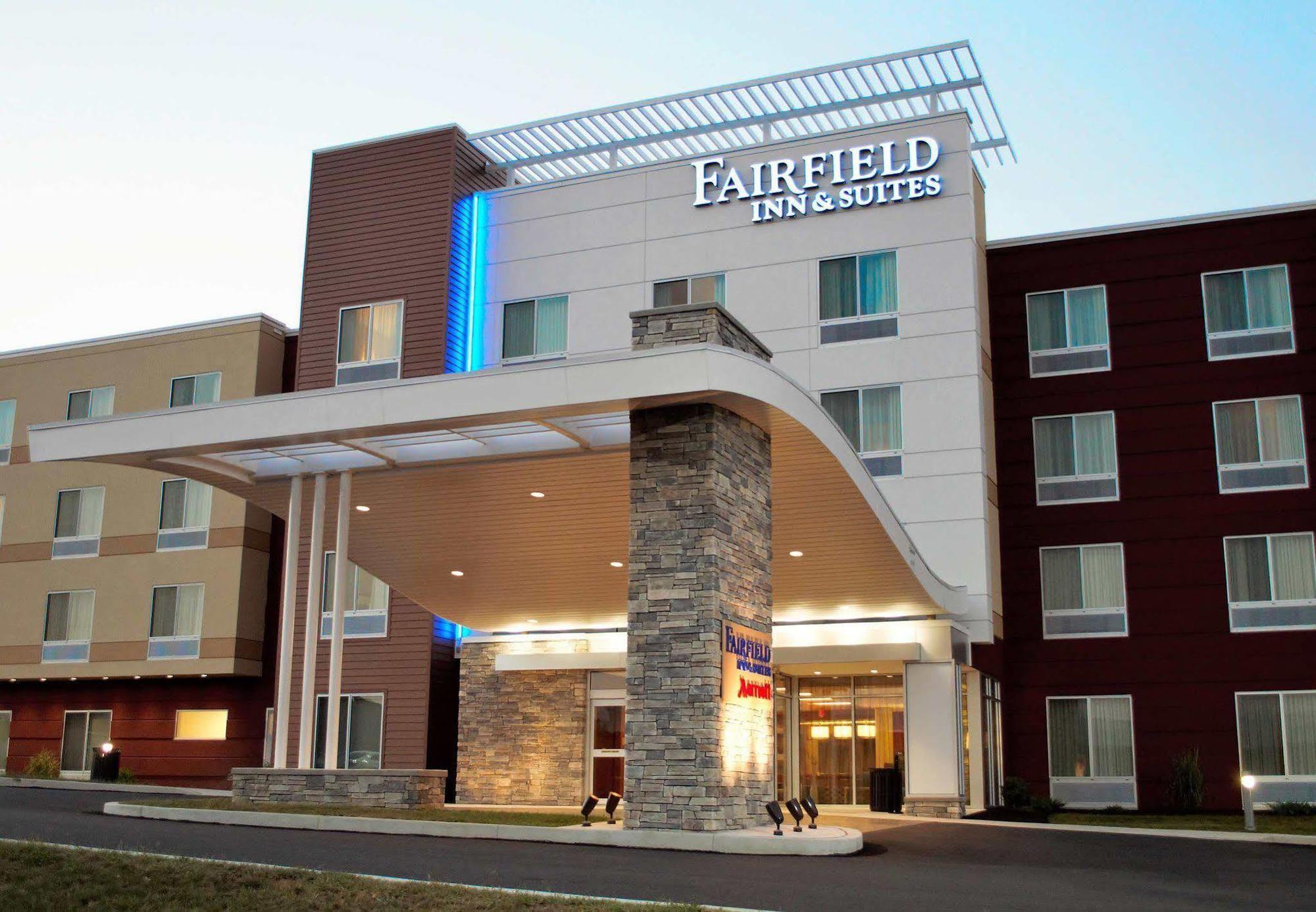 Fairfield Inn & Suites By Marriott Stroudsburg Bartonsville/Poconos Zewnętrze zdjęcie
